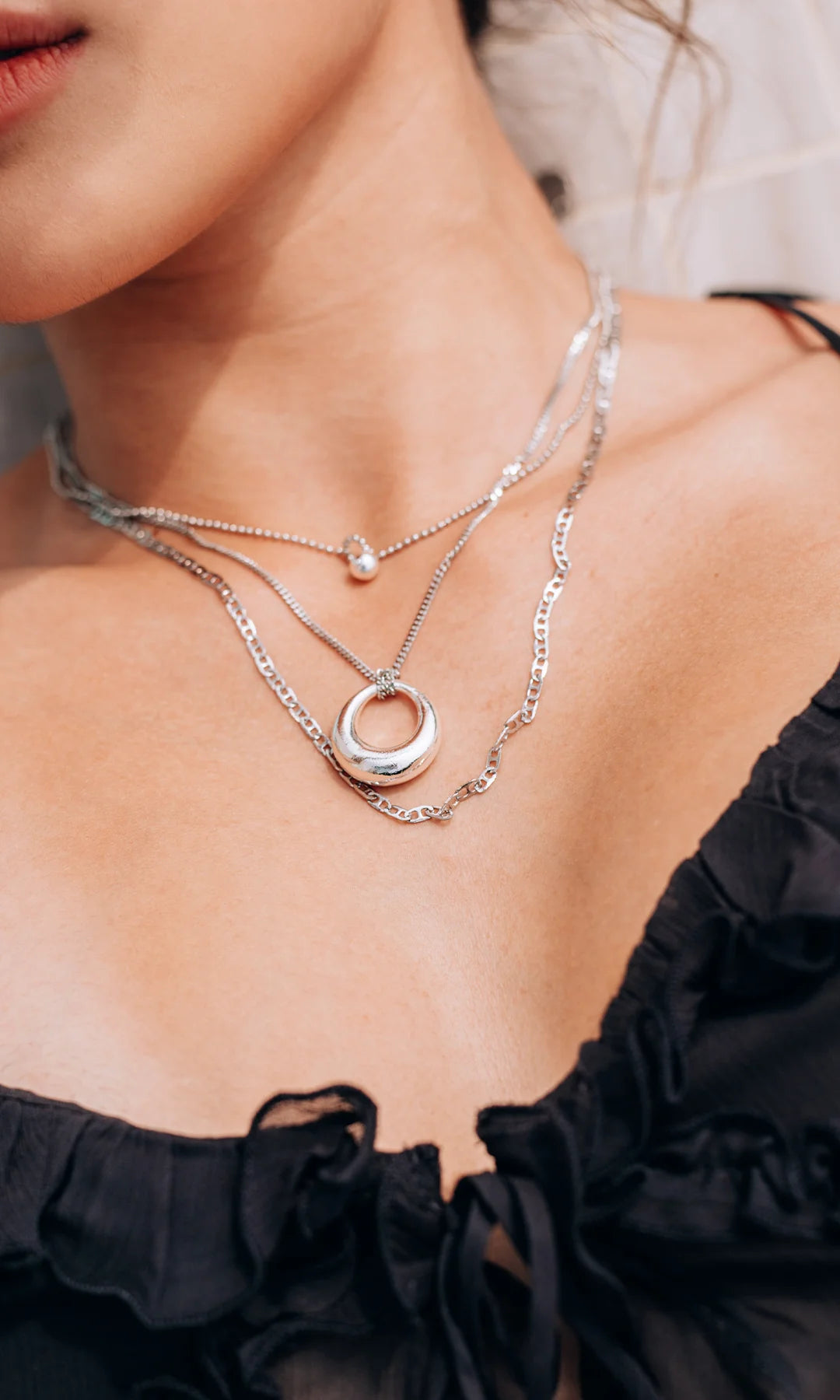 slider-necklace50-home-mobile.webp