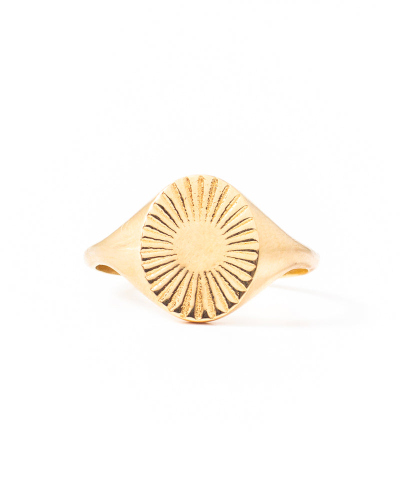 Oro | Gold Vermeil Sun Signet Ring