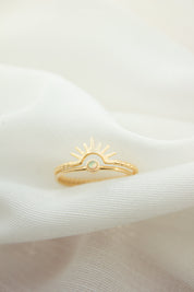 Dainty bague or
